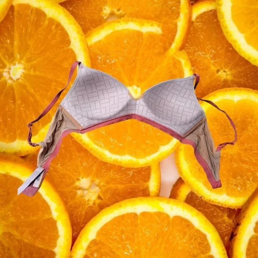 Victoria's‎ Secret No Wire Bra 34C